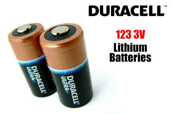 2x Duracell ULTRA Photo Lithium Battery 3V 123